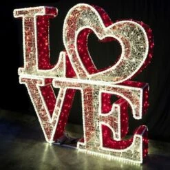 5.5' 3D LED Love - Warm White And Red Twinkle -Christmas Designers 3d 91000 wwr c
