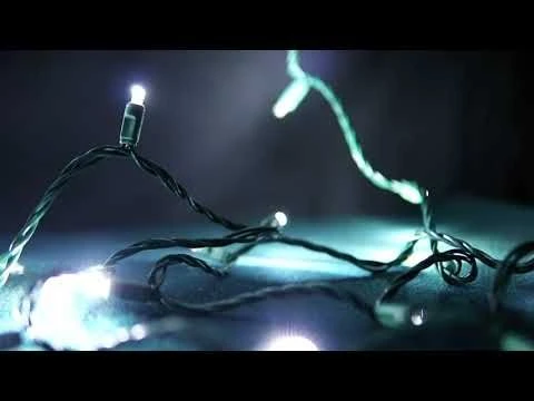 Slow Fade Pure White Wide Angle Conical - 4" Spacing, 70 Bulb, Grn Cord, UL Coxial RY Plug - Full Wave 4 Slow Fade Pure White Wide Angle Conical - 4" Spacing, 70 Bulb, Grn Cord, UL Coxial RY Plug - Full Wave - Image 2